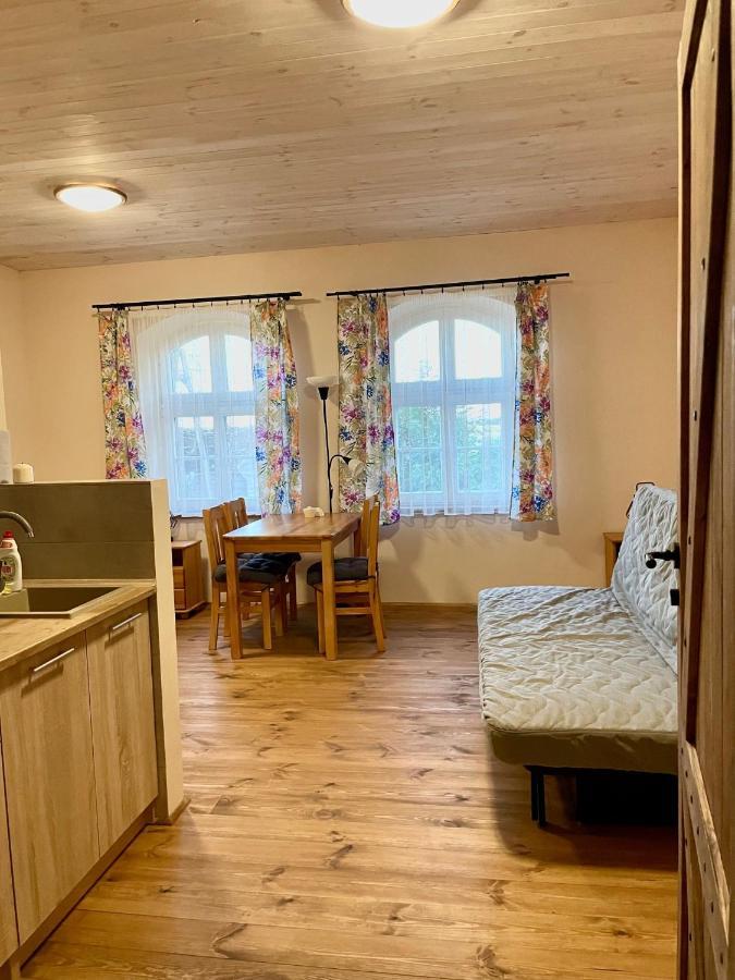 Czarna Jachta - Na Szlaku Legend - - - - - Pokoje Nad Jeziorem Kruklanki Extérieur photo